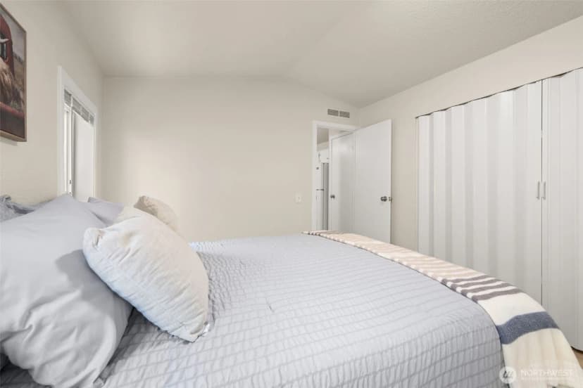 Property photo for 380 E Panorama Drive, Shelton photo 16