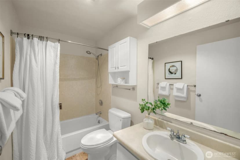 Property photo for 204 Mountain Park Boulevard Sw #c302, Issaquah photo 13