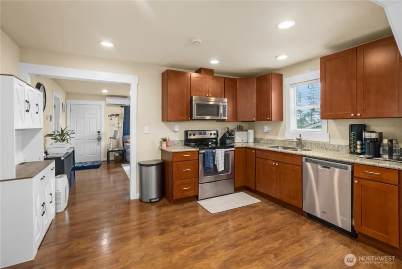 Property photo for 311 Judson Street S, Tacoma photo 9