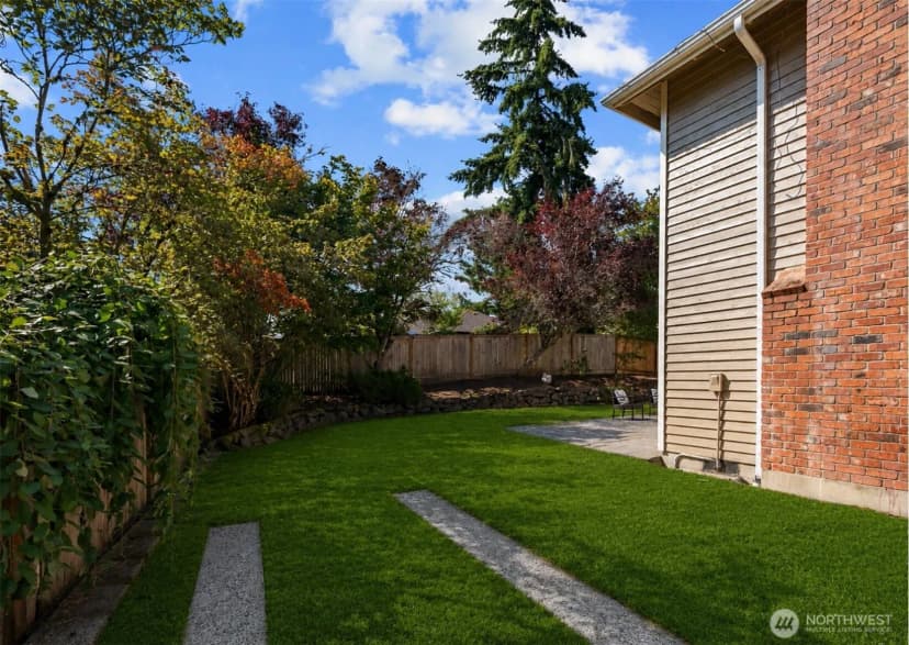 Property photo for 24717 Se 45th Pl, Issaquah photo 32