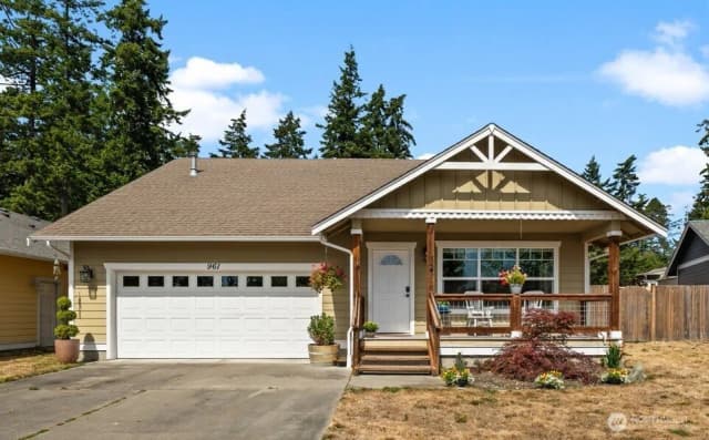 Property photo for 961 Nw Longview Drive, Oak Harbor