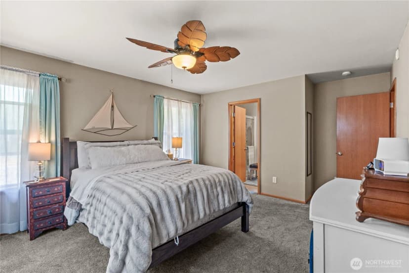 Property photo for 961 Nw Longview Drive, Oak Harbor photo 13