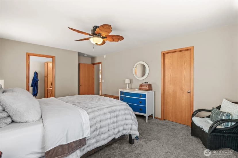 Property photo for 961 Nw Longview Drive, Oak Harbor photo 14