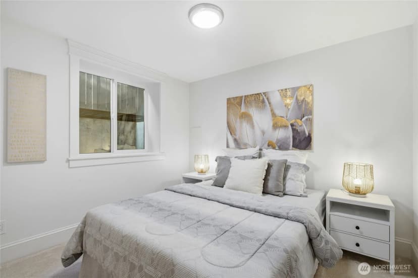 Property photo for 7717 2nd Avenue Ne, Seattle photo 19