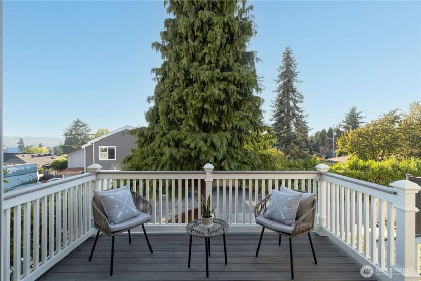Property photo for 7717 2nd Avenue Ne, Seattle photo 36