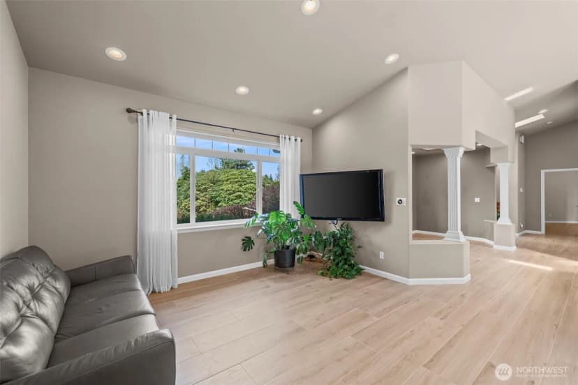 Property photo for 7801 Westlund Road, Arlington photo 18