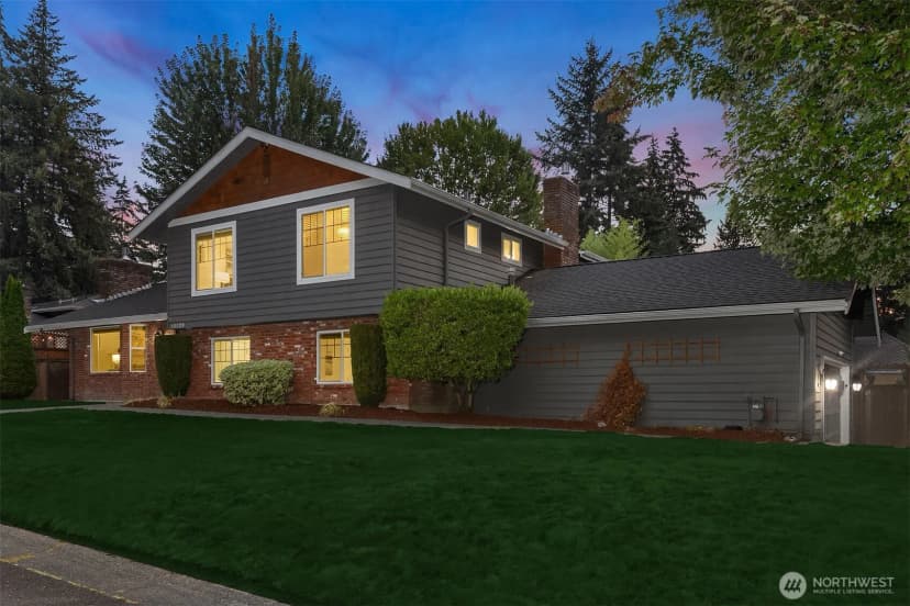 Property photo for 14828 31st Avenue Se, Bothell photo 2