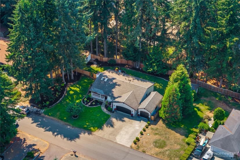 Property photo for 13920 51st Avenue Nw, Gig Harbor photo 2