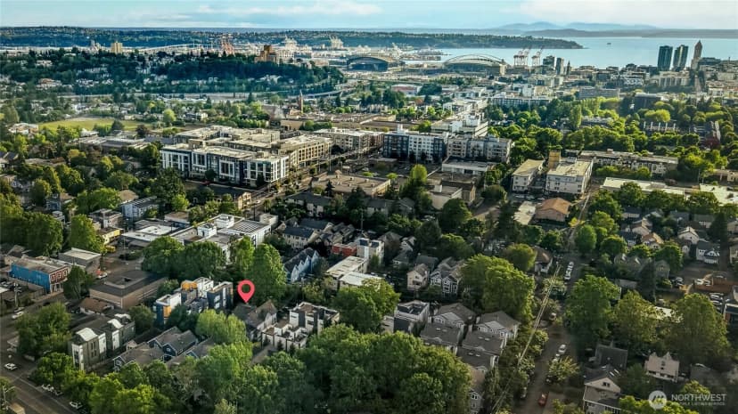 Property photo for 312 26th Avenue S, Seattle photo 23