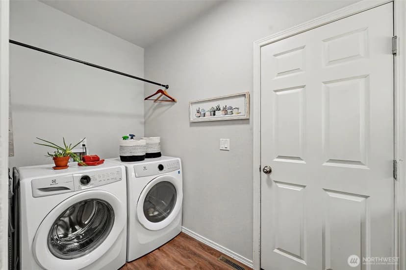 Property photo for 7810 Trails End Drive Se, Tumwater photo 16