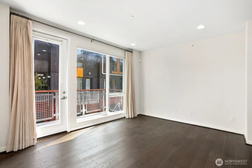 Property photo for 6542 32nd Avenue Ne #a, Seattle photo 12