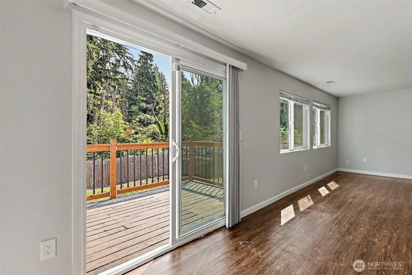 Property photo for 33020 22nd Place S, Federal Way photo 8