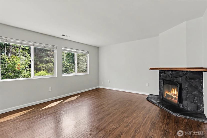 Property photo for 33020 22nd Place S, Federal Way photo 3