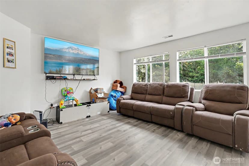 Property photo for 33020 22nd Place S, Federal Way photo 22