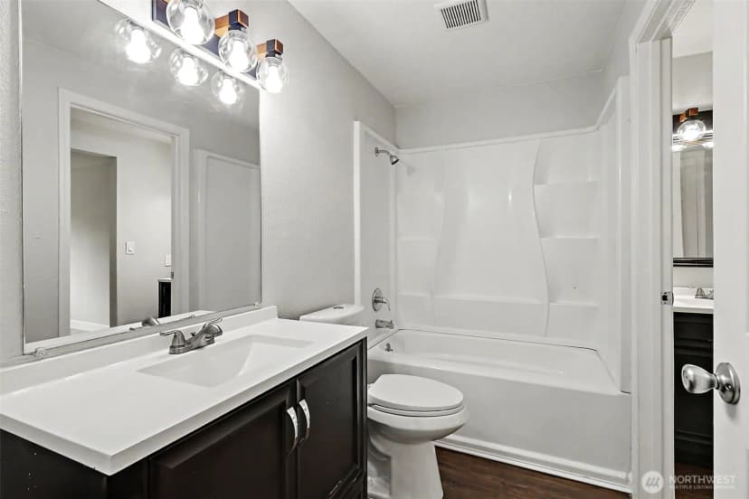 Property photo for 33020 22nd Place S, Federal Way photo 16