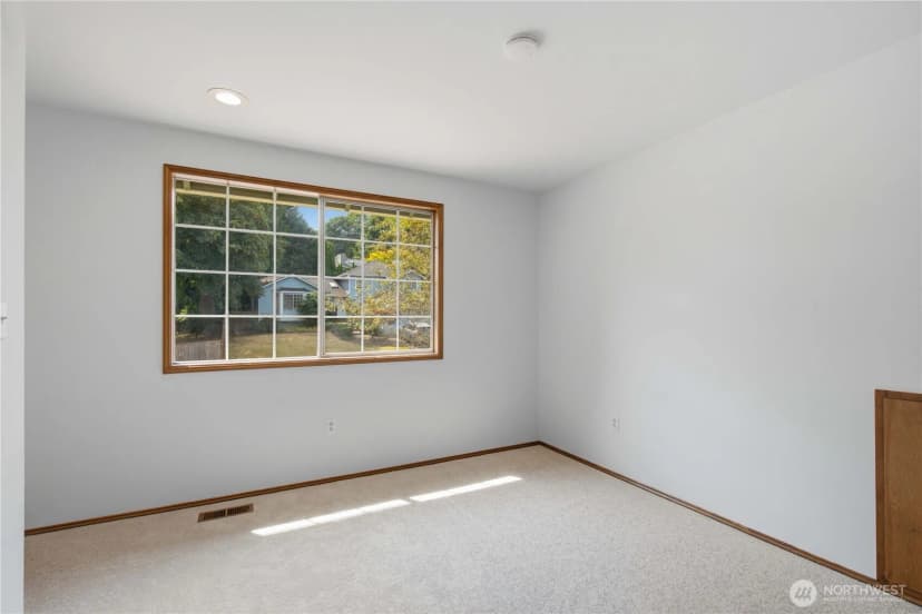 Property photo for 18228 Ne 109th Street, Redmond photo 31