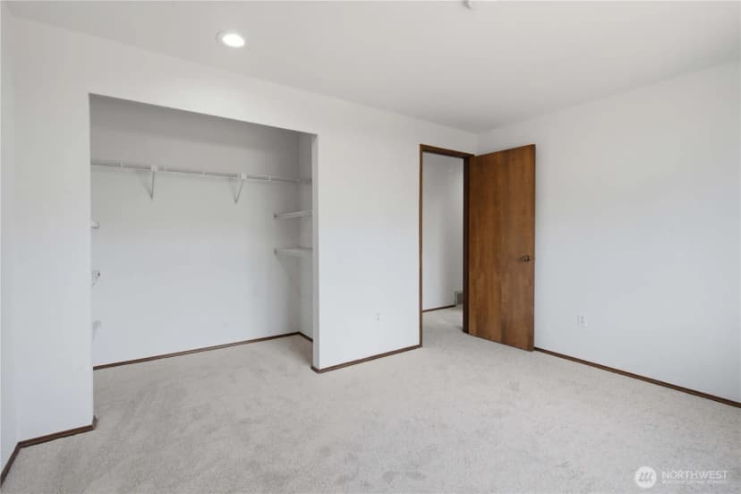 Property photo for 18228 Ne 109th Street, Redmond photo 27