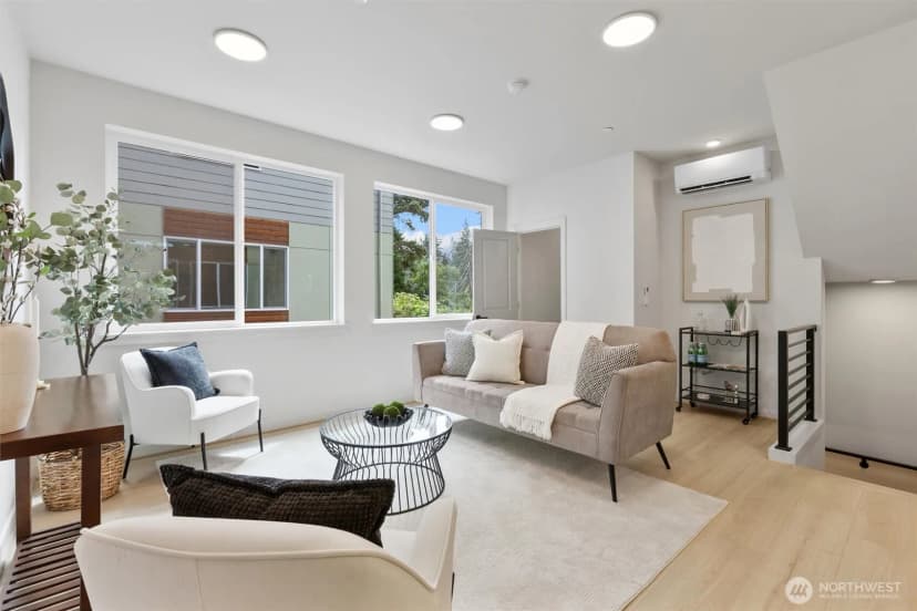 Property photo for 14608 Corliss Avenue N #c, Shoreline photo 9