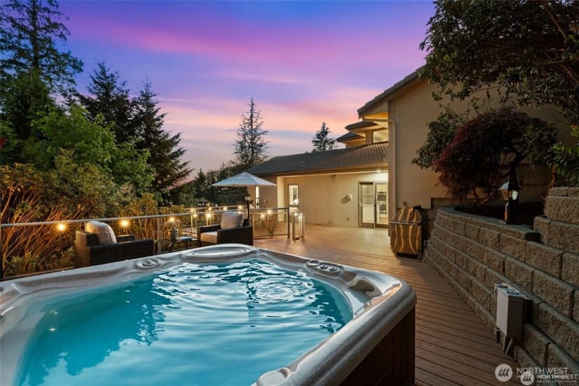 Property photo for 8144 W Mercer Way, Mercer Island photo 35