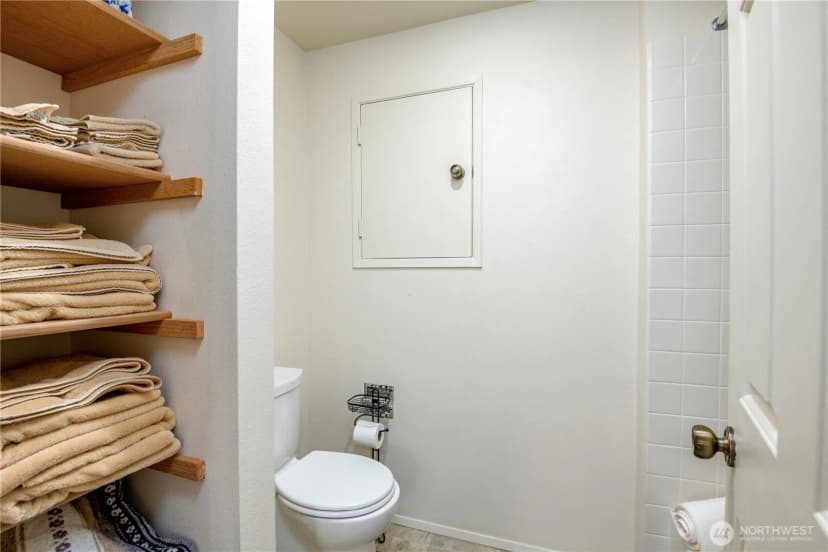 Property photo for 15111 Sunwood Boulevard #ii22, Tukwila photo 22
