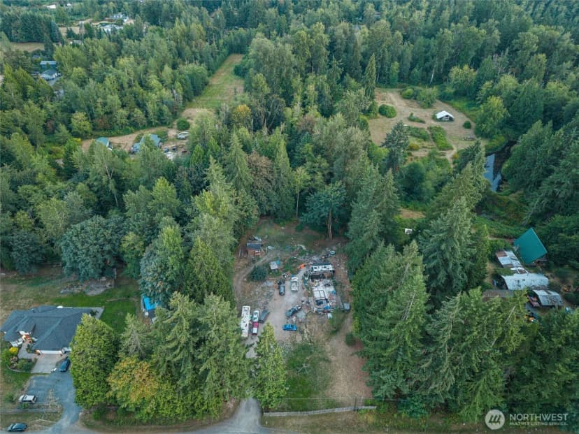 Property photo for 908 140th Street Ne, Marysville photo 7