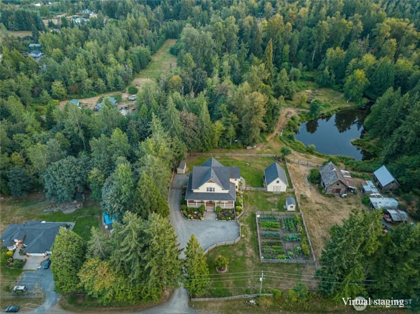 Property photo for 908 140th Street Ne, Marysville photo 6