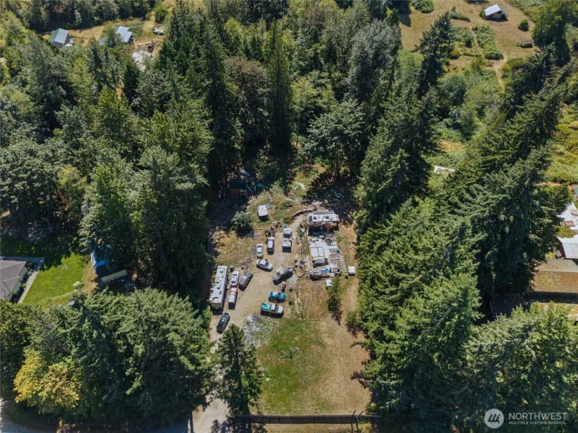 Property photo for 908 140th Street Ne, Marysville photo 9