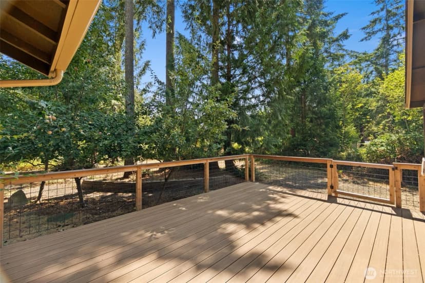 Property photo for 90 E Park Loop, Shelton photo 32