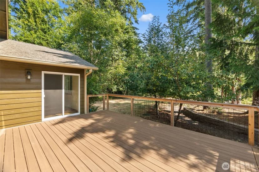 Property photo for 90 E Park Loop, Shelton photo 31