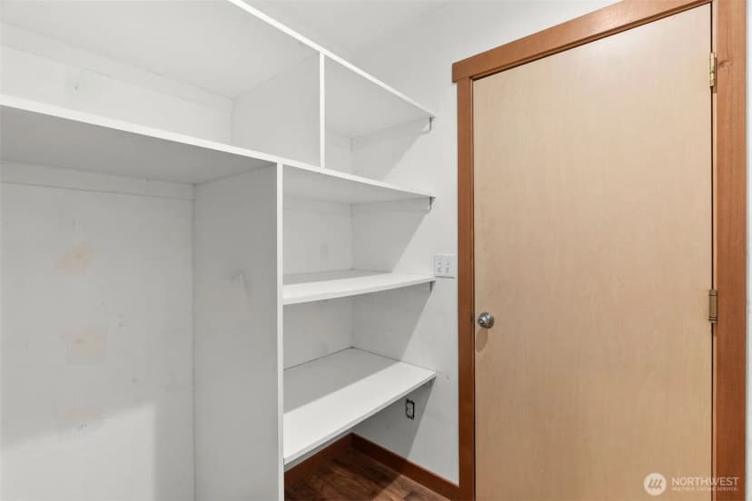 Property photo for 90 E Park Loop, Shelton photo 21