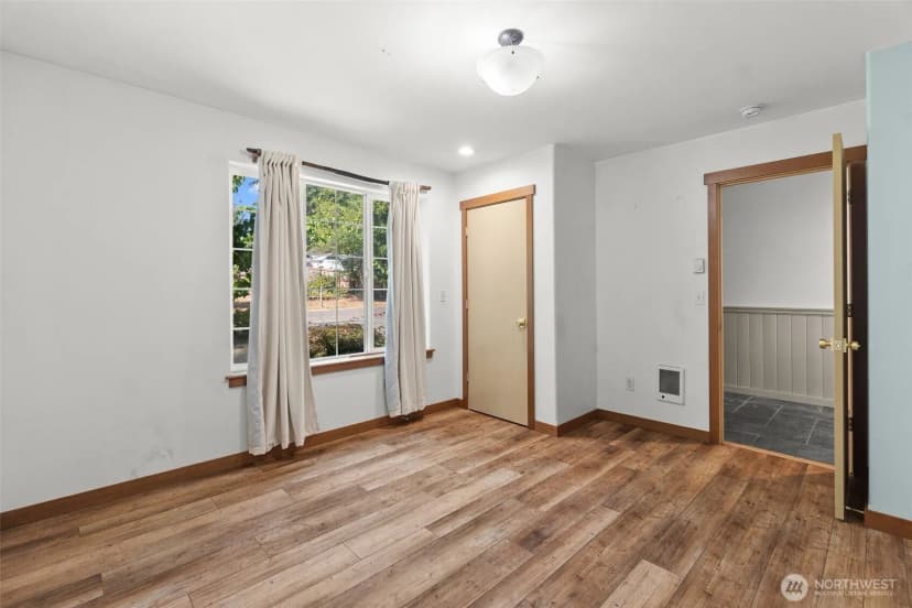 Property photo for 90 E Park Loop, Shelton photo 19