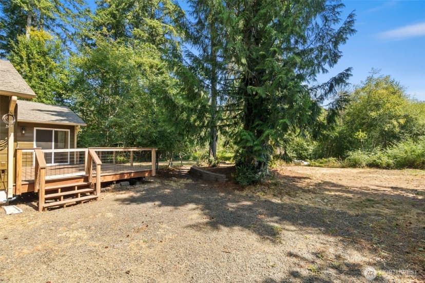 Property photo for 90 E Park Loop, Shelton photo 33