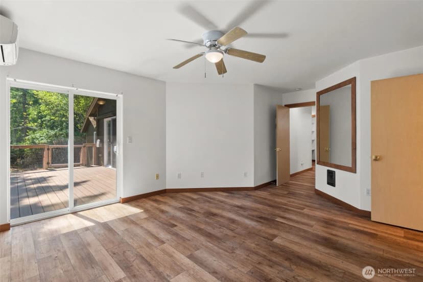 Property photo for 90 E Park Loop, Shelton photo 27