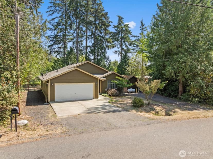 Property photo for 90 E Park Loop, Shelton photo 4