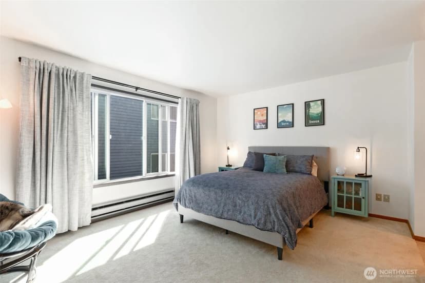Property photo for 12027 15th Avenue Ne #304, Seattle photo 22