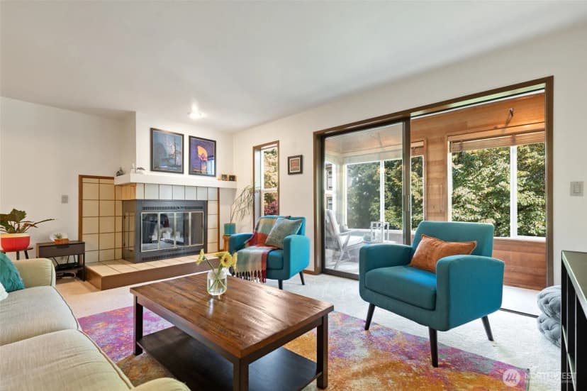 Property photo for 12027 15th Avenue Ne #304, Seattle