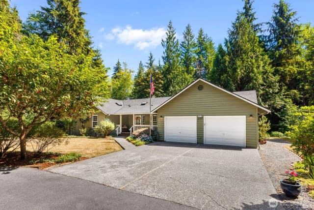 Property photo for 2717 Newberg Road, Snohomish