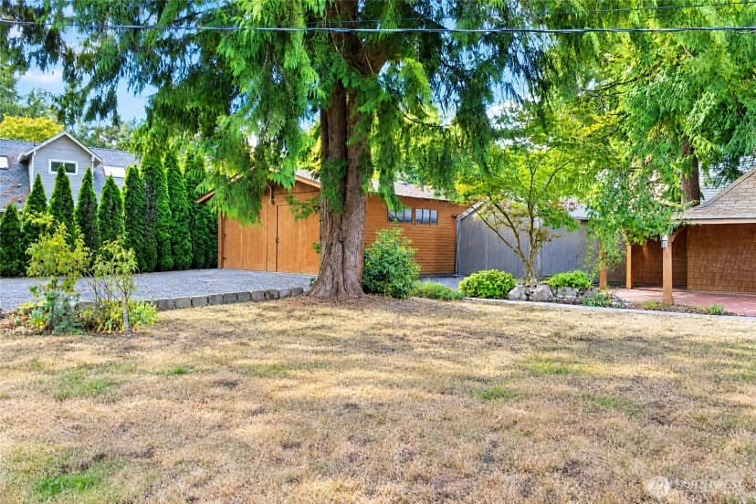 Property photo for 3520 Ne 204th Street, Lake Forest Park photo 26