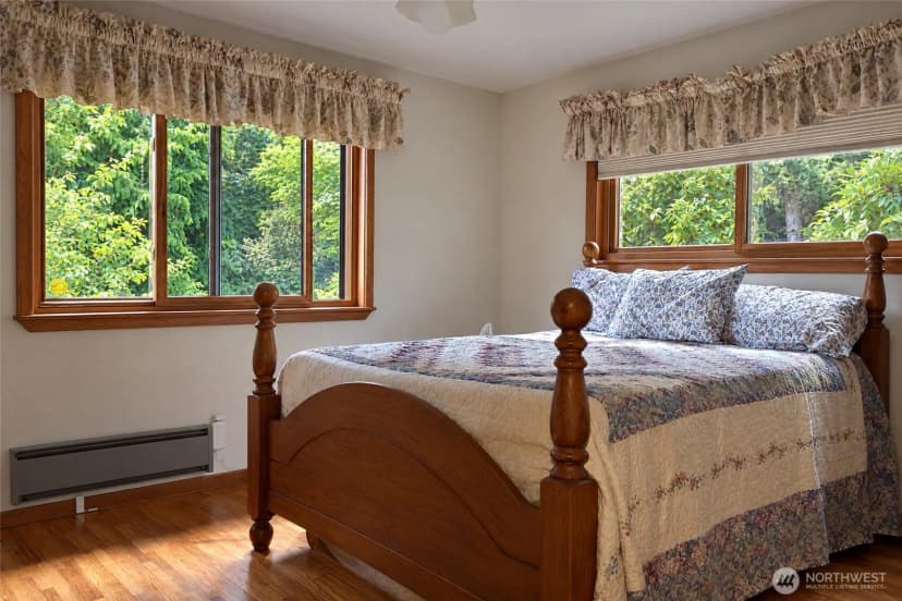 Property photo for 3520 Ne 204th Street, Lake Forest Park photo 17