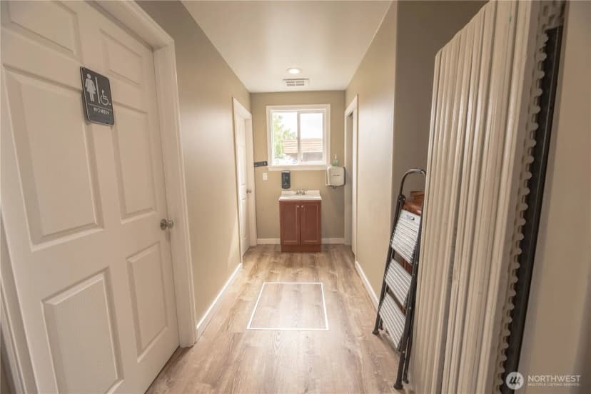 Property photo for 1022 Sw 151st Street, Burien photo 26