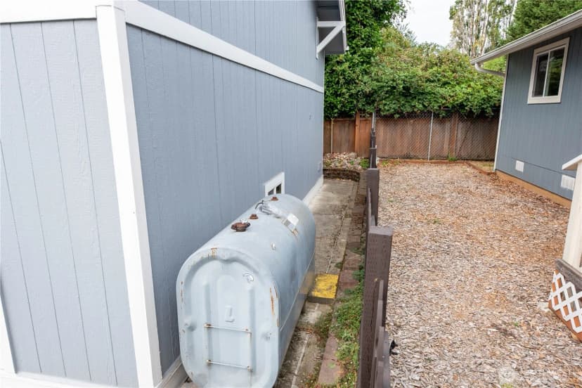 Property photo for 1022 Sw 151st Street, Burien photo 30