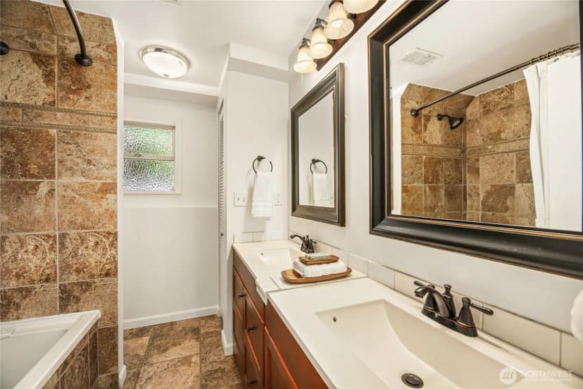 Property photo for 5813 Sw Horton Street, Seattle photo 23