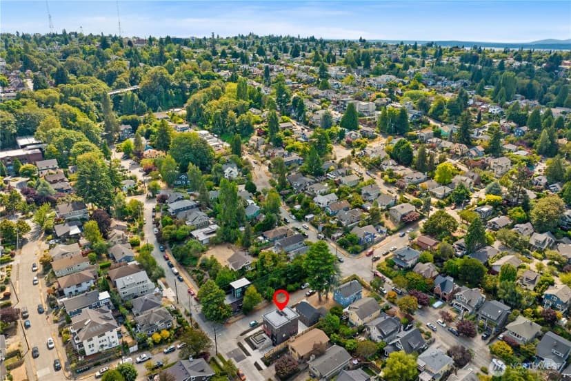Property photo for 2903 3rd Avenue N, Seattle photo 37