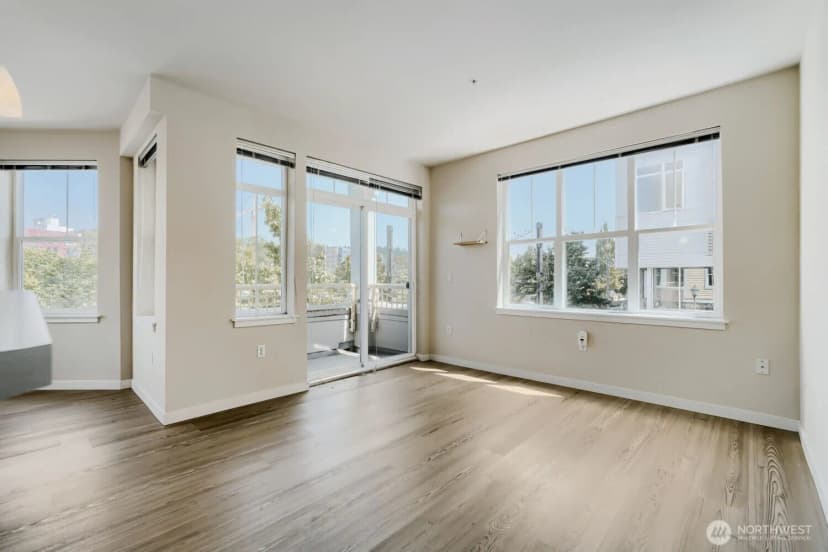 Property photo for 16141 Cleveland Street #213, Redmond photo 6