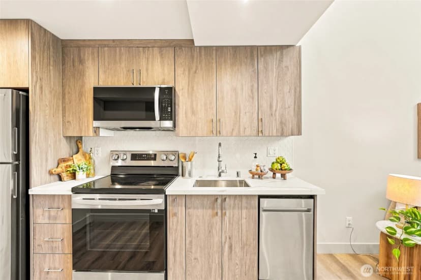Property photo for 6945 Ellis Avenue S, Seattle photo 18