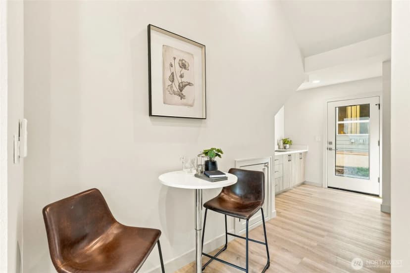 Property photo for 6945 Ellis Avenue S, Seattle photo 11
