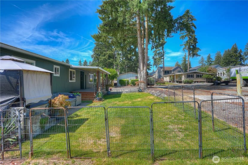 Property photo for 12605 112th Avenue E #30, Puyallup photo 4