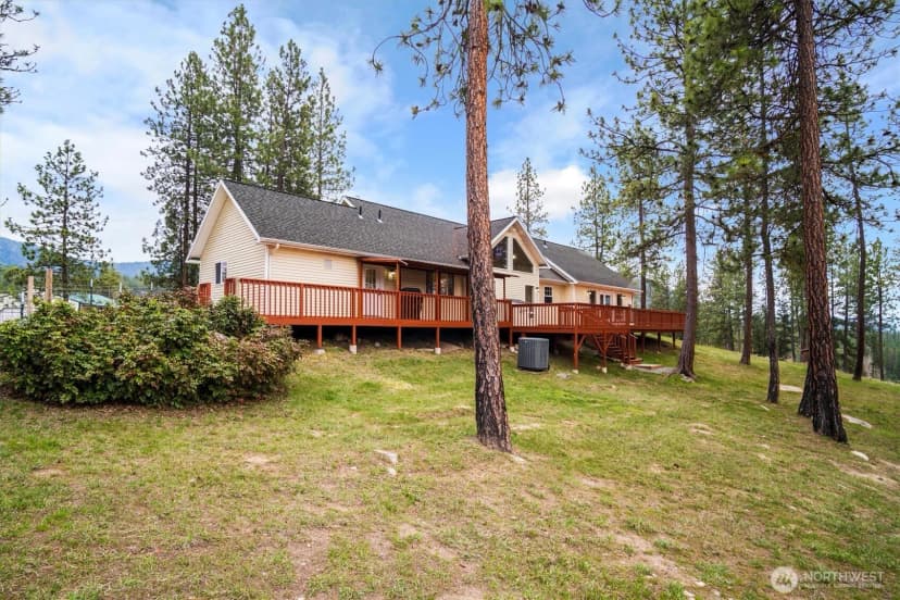 Property photo for 980 D Westover Rd #d, Colville