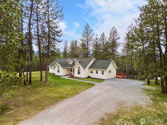Property photo for 980 D Westover Rd #d, Colville photo 2
