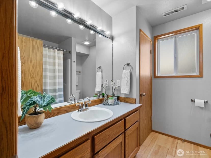 Property photo for 3810 Hoyt Avenue #a, Everett photo 26